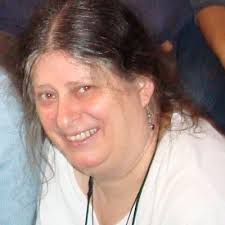 Monica Resendes (@M0nicaResendes)