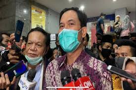Munarman sendiri ditangkap di kediamannya di kawasan pamulang, tangerang selatan, banten. Commenting On The Alleged Detention Of Habib Rizieq Munarman How World Today News