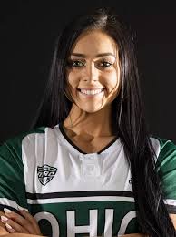 Tori Walker's Instagram, Twitter & Facebook