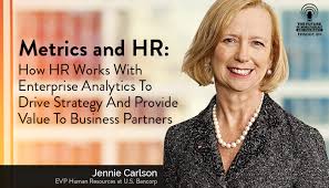 Jennie Carlson Is The Executive And Chief Human Resource Officer At Us Bancorp They Are The 5th Largest Employee Relations Talent Development Human Resources