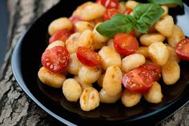 Mentre i fusilli cuociono, dedicatevi al condimento: Pasta Con Ricotta 9 Irresistibili Proposte Dal Nostro Ricettario