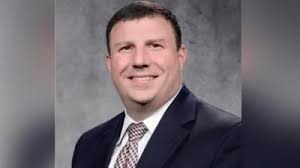 Javier Leyva-Salas earns $33,900 at Office of the Illinois Attorney General  in 2019