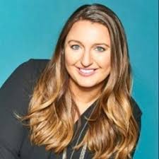 Lucia Caamano's Instagram, Twitter & Facebook