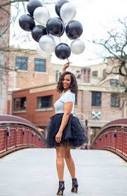 25th Birthday Outdoor Birthday Photoshoot Ideas For Adults 60 Year Old Birthday Photoshoot With Balloons Birthday Balloon Photoshoot Birth Birthday Photoshoot Birthday Balloons Pictures 30th Birthday Ideas For Women