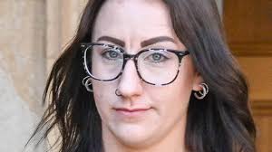 Anna writing her own headlines