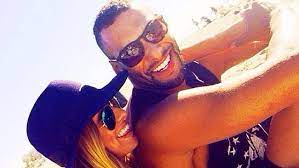 Gibson has been linked to several women in the past, including pussycat doll ashley roberts and pro surfer sally fitzgibbons. Hawthorn Star Josh Gibson In New Romance With Us Entertainment Correspondent Renee Bargh
