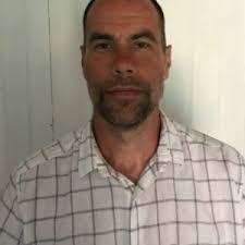 Karen Mentzer's Instagram, Twitter & Facebook