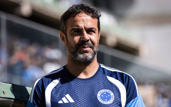 Alerta ligado na Toca! Artur Jorge admite forte assédio do mercado europeu ao Cruzeiro.