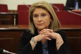 Έτρεχε στην ολομέλεια με τη φωτογραφία του τσίπρα. Boyltepsh Epikoinwnia 94 Fm