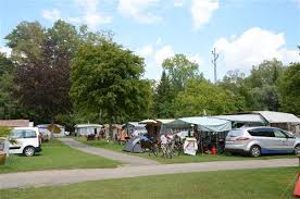 I think your language is english and the camping language is german. Tcs Camping Gampelen Spottocamp
