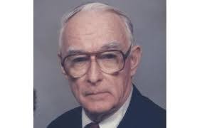 Don Bay's Instagram, Twitter & Facebook