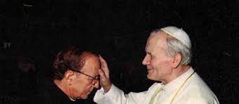 Marcial maciel degollado lc was a mexican catholic priest who founded the legion of christ and the regnum christi movement. Ein Schrecklicher Verdacht Katholisch De