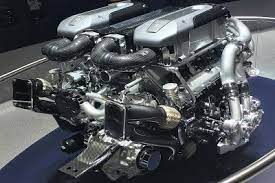 The French Luxury Brand With 1500 Horsepower Bugatti Chiron Bugatti Chiron Automobile Engineering Engineering