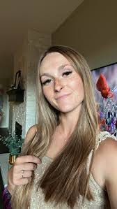 Ashlee Nelson's Instagram, Twitter & Facebook