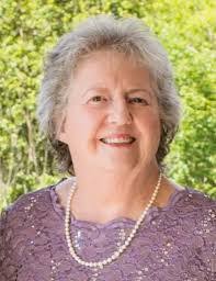 Leanna Kay's Instagram, Twitter & Facebook