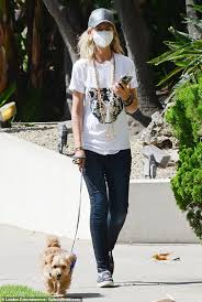 Lady Victoria Hervey Stays Safe In A Protective Mask As She Takes Her Norfolk Terrier For A Walk Daily Mail Online