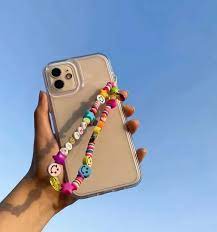 Aprenda a fazer o phone strap, a cordinha de celular! | Blog da Customic