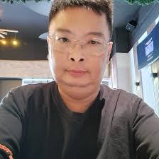 Gordon Cho's Instagram, Twitter & Facebook