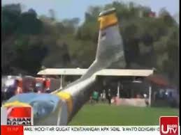 Pesawat sriwijaya air yang berisi 62 orang jatuh. Berita Terbaru 12 8 2014 Pesawat Jatuh Di Sukoharjo Solo Youtube