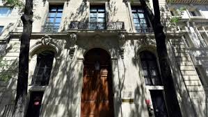 Cerca nel più grande indice di testi integrali mai esistito. Jeffrey Epstein S House Of Horrors Mansion On The Market