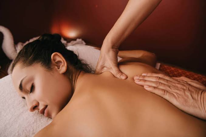 From Tension Relief to Flexibility: Full-Body Massage for Improved Well-Being