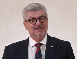 Aumento na RJ é proporcional à criação de empresas, afirma Buzzi