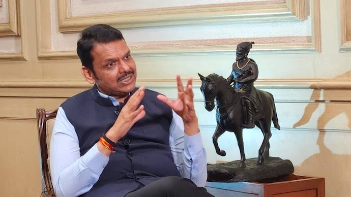 मराठा समाजाच्या हिताचे निर्णय महायुती सरकारनेच घेतले; मुख्यमंत्री देवेंद्र फडणवीस यांचे प्रतिपादन, चर्चेची तयारी दर्शवली