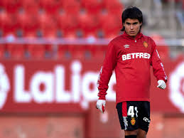 Luka romero se mudó junto a su familia a españa con tan sólo tres años. Luka Romero 15 Becomes La Liga S Youngest Player Ever Sports Illustrated