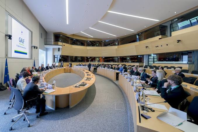 Utilisation des fonds de l'UE : à quoi sert la Cour des comptes européenne ? - Touteleurope.eu