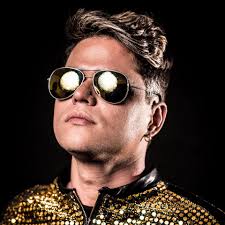 What are some good local restaurants in Kissimmee?