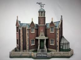 Haunted Mansion Scale Model In 2020 Haunted Mansion Disney World Haunted Mansion Mansions