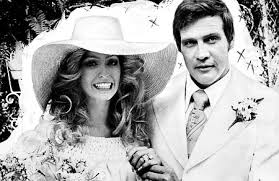 Classic Retrovision Milestones - 40 years ago today, Lee Majors & Farrah Fawcett were divorced after nine years of marriage. They separated 1979, and divorced February 16, 1982. During the first six