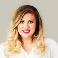 Nicole Corrales: Young Parenting, Endometriosis Journey and Family Vlogging 