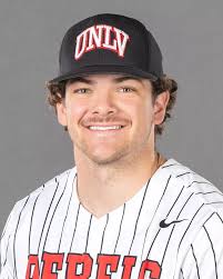 Seth Mcgrath's Instagram, Twitter & Facebook