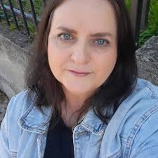 ☆ Hifa Petrol Vas daruje! ➜ Lajkaj, šeruj i napiši slogan našeg zimskog  goriva! ➜ Najsretnije dobitnike ćemo nagraditi Hifa Petrol slatkim  paketićem! Igramo se do 08. decembra do 00:00 h, izvlačenje