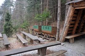 BABA IN OSTRI VRH - Aktivna družina