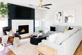 This 80s Tract Home In Phoenix Gets A Complete Transformation Rue Living Room Decor Apartment Home Living Room Decor