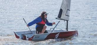 Check spelling or type a new query. So Fuhlt Sich Das Segeln Mit Der Reverso Jolle An Segelreporter
