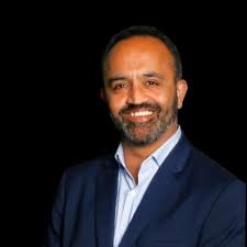 Yesterday, we celebrated Dave Swihart's incredible 30+ year career at  Scott's Miracle-Gro!