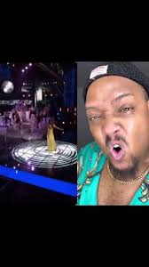 Please help me find this BEAUTIFUL VOICE !!!! ( for that smart ass people  in the back!!!! I cant find the original video so please dont comment “ how  you react to her and not know EASY) #aintnoway ...