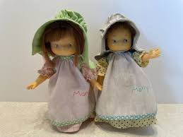 Vintage 1975 SUNBONNET BABIES 7" Dolls Knickerbocker MOLLY & MANDY