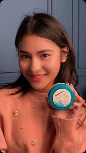 Himalaya Nourishing Skin Cream is my go-to for winter! It absorbs easily,  keeps my skin soft and hydrated., #Himalaya #HimalayaNourishingSkinCream