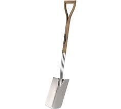 Buy Spear Jackson Traditional Digging Spade Garden Forks Spades And Rakes Argos Spear And Jackson Garden Spade Garden Hand Tools