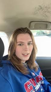 Bridgett Ross's Instagram, Twitter & Facebook