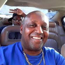 Kareem Hunt is back with the Chiefs!