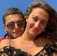In realtà, possiamo dirvi che al momento di questo importante successo agonistico, per la bella e solare simona quadarella non c'è stato molto spazio per l'amore. Simona Quadarella Fidanzato Vi Dico Chi E Noi Non Siamo Dei Privilegiati Ci Facciamo Un Mazzo Cosi Brevenews