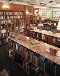 Powell S Books Rare Book Room Powell City Of Books Powells Books Rare Books
