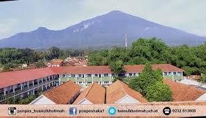 Banyak yang mendoakan dengan menulis semoga chusnul khatimah, ada juga yang husnul khatimah, dan khusnul khatimah, lalu manakah tulisan yang paling benar? Ponpes Husnul Khotimah Home Facebook