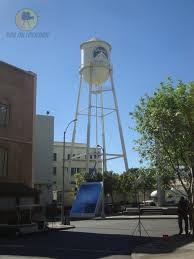 Located at 2240 s dupont dr, anaheim, ca 92806. Paramount Pictures Rob On Location Filming Locations