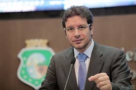 Deputado Renato Roseno abre o Encontro de Iniciação Científica da UNI7 –  UNI7 | Fortaleza | Centro Universitário 7 de Setembro